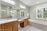 10233 Mariners Cove Court - Photo 24