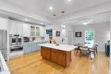 404 Avenue C - Photo 14