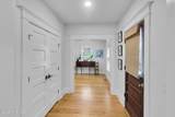 404 Avenue C - Photo 8