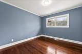 240 Newton Place - Photo 10