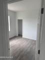 421 Perry Street - Photo 11