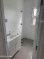 421 Perry Street - Photo 13