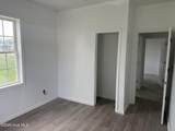 421 Perry Street - Photo 9