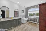 9402 Voyagers Way - Photo 36