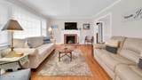 1902 Sherwood Drive - Photo 12
