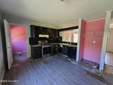 586 Old Us 17 - Photo 3
