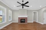 833 Sparrow Point Avenue - Photo 14