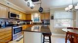 405 Hampshire Place - Photo 16