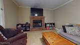 405 Hampshire Place - Photo 20