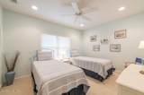 552 Bentley Court - Photo 18
