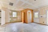 2643 Raymond Avenue - Photo 38