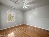 218 Winterberry Court - Photo 17