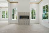 2719 Oakland Avenue - Photo 9