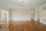 2508 Queens Court - Photo 10