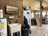 1527 Castalia Road - Photo 38