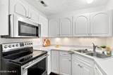 320 Hiscott Lane - Photo 15