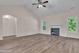 146 Woodford Drive - Photo 10