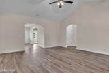 146 Woodford Drive - Photo 15