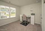 1827 Black Falcon Lane - Photo 34