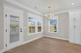 437 Woodlawn Street - Photo 10