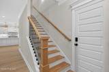 437 Woodlawn Street - Photo 17