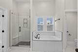 437 Woodlawn Street - Photo 33