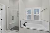 437 Woodlawn Street - Photo 35
