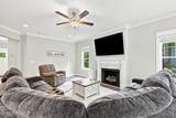 942 Greenbriar Drive - Photo 16