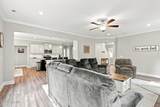 942 Greenbriar Drive - Photo 17