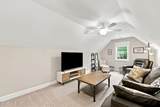 942 Greenbriar Drive - Photo 31