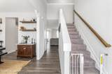 418 Campus Drive - Photo 3