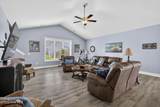 2024 Blue Spruce Drive - Photo 11