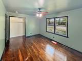 1909 Melrose Drive - Photo 15