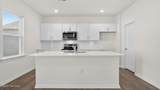 305 Maddox Drive - Photo 8