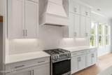 2806 Salvador Way - Photo 18