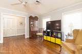 212 Robin Lane - Photo 6