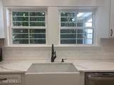 255 Bronwyn Street - Photo 8