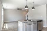 513 Henley Street - Photo 11