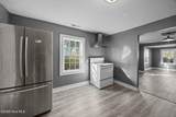 1402 Wooster Street - Photo 8