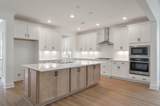 252 Devereux Drive - Photo 14