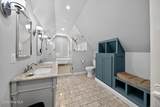 425 Roanoke Avenue - Photo 15