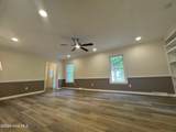 542 Aquarius Drive - Photo 2