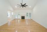 145 Royal Woods Way - Photo 4