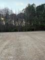 402 Tryon Drive - Photo 2