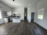 517 Dupont Street - Photo 13