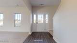 148 Woodford Drive - Photo 7