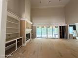 150 Saville Row - Photo 12