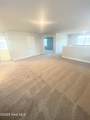 1000 Midnight Bourbon Manor - Photo 18