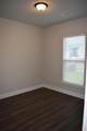 560 Hardy Point - Photo 4