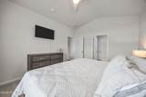 1215 Queensland Lane - Photo 44